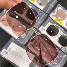 Sunglasses 13 - Sunglasses & Ski Goggles product sample